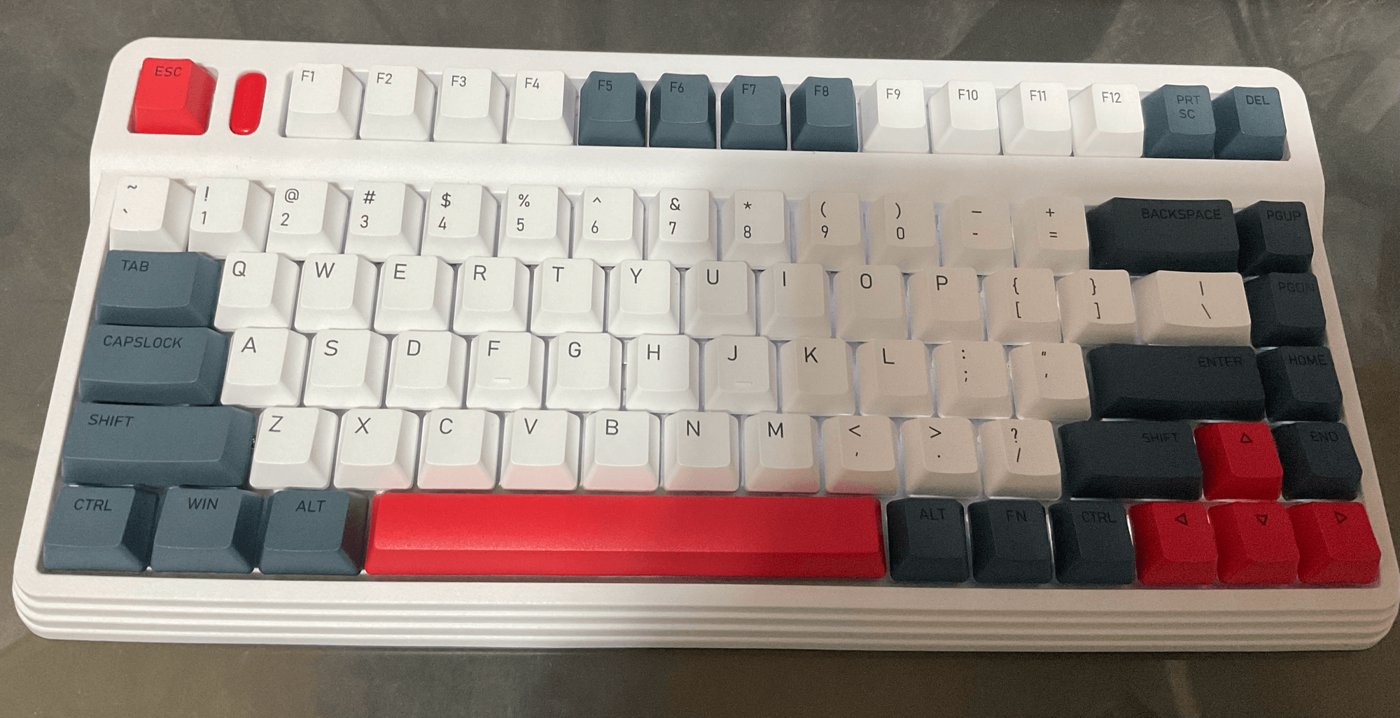 My Keyboard - IQUNIX L80 Cherry MX Brown